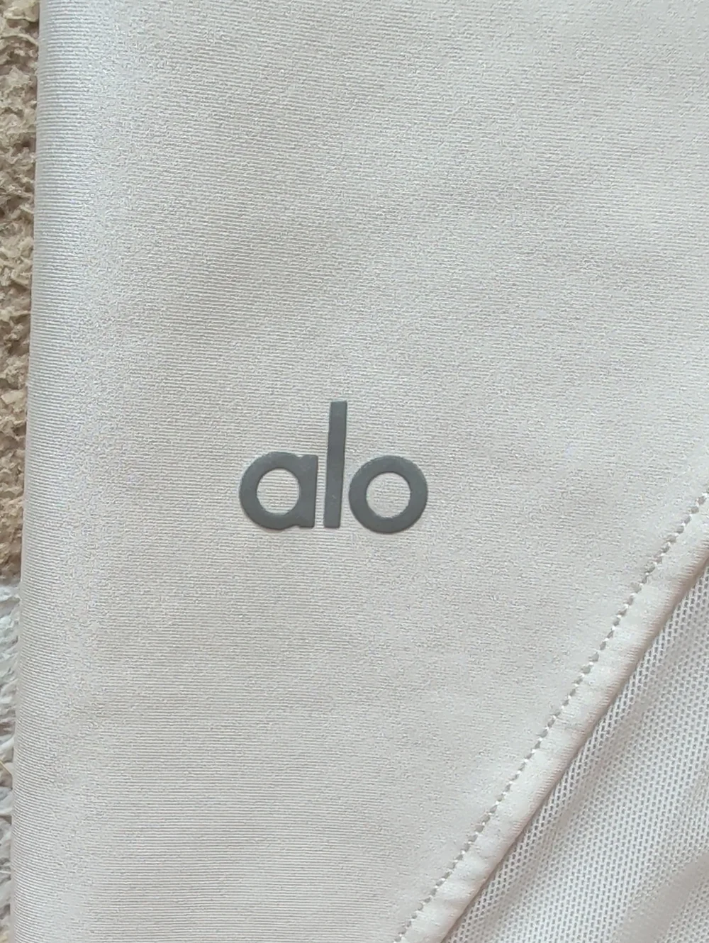 ALO Airlift High-Waist 7/8 Rebel Legging Ivory NWT